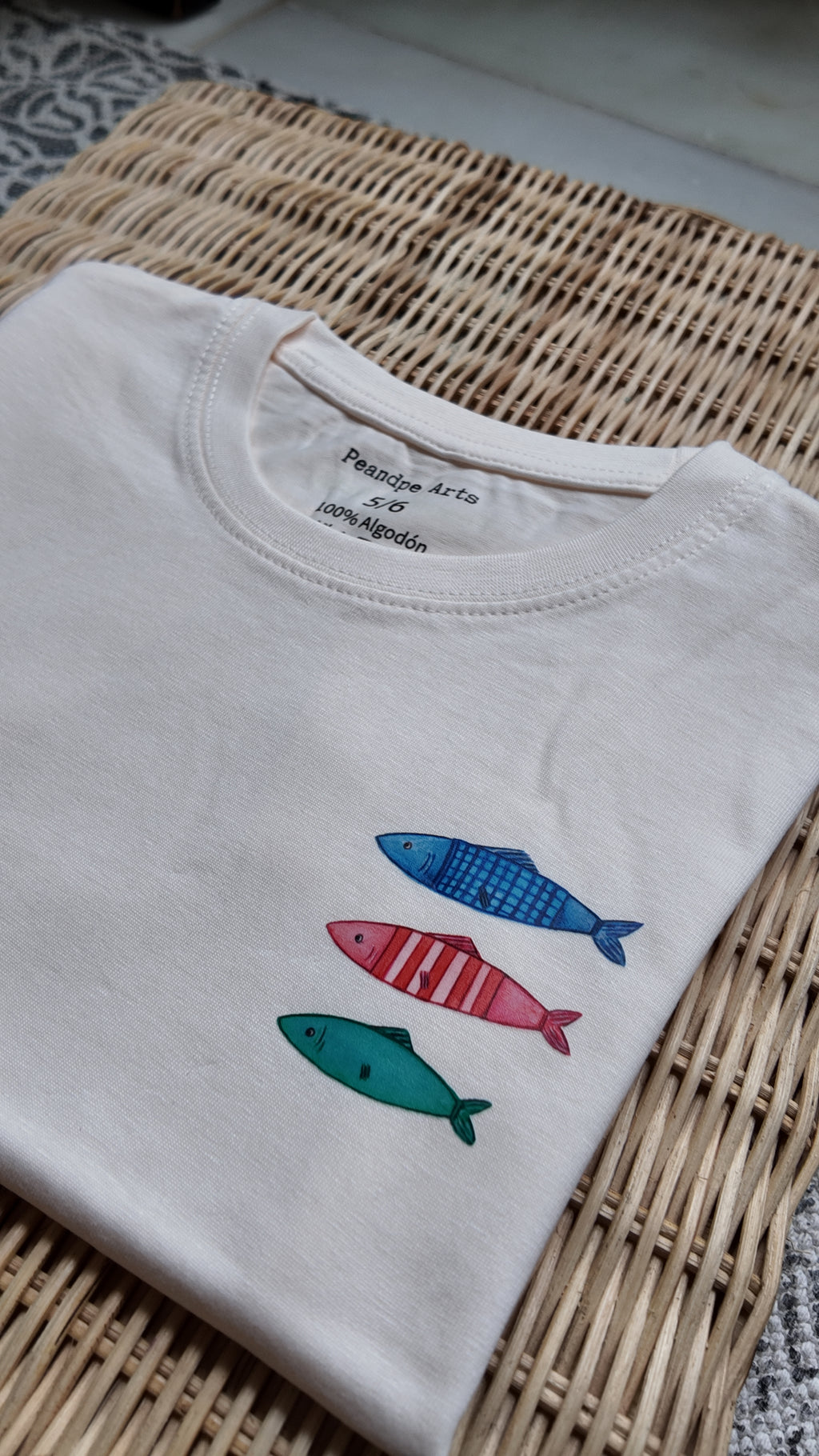 Camiseta Sardinas | PeandPe Arts